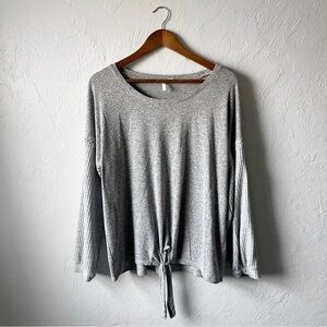 Maurice’s Knit Gray Boho Tie Front Long Sleeve Size Large